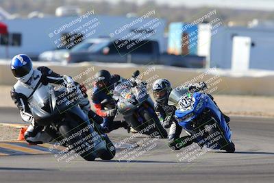 media/Dec-18-2022-SoCal Trackdays (Sun) [[8099a50955]]/Turn 2 (950am)/